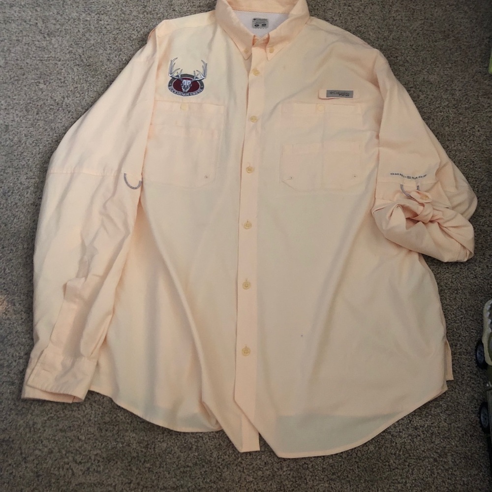 Columbia Men's Yellow Shirt